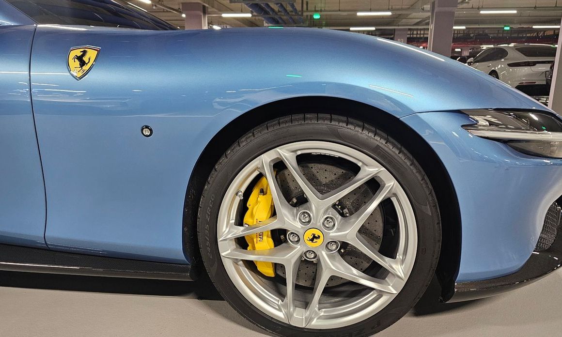 Ferrari Roma 2025