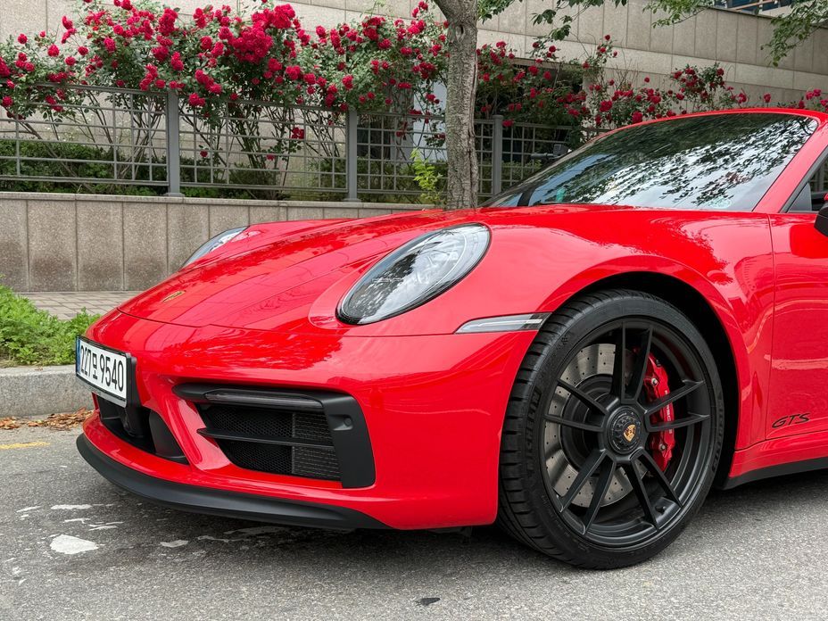 Porsche 911 2024