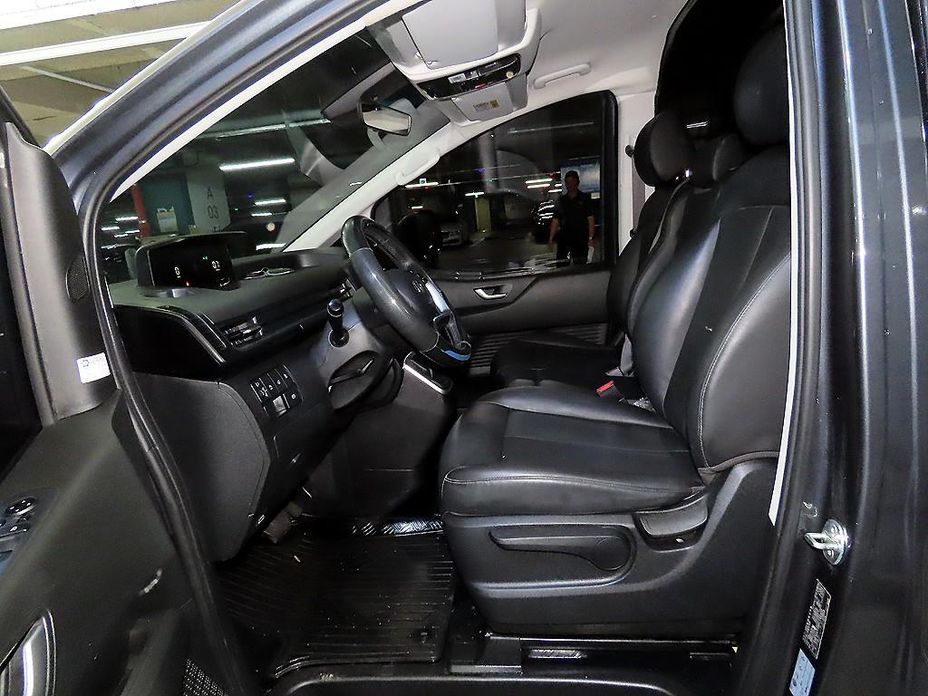 Hyundai Staria 2024