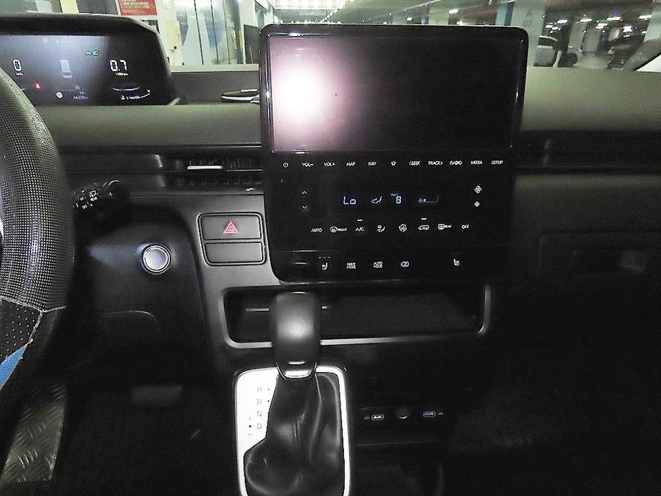 Hyundai Staria 2024