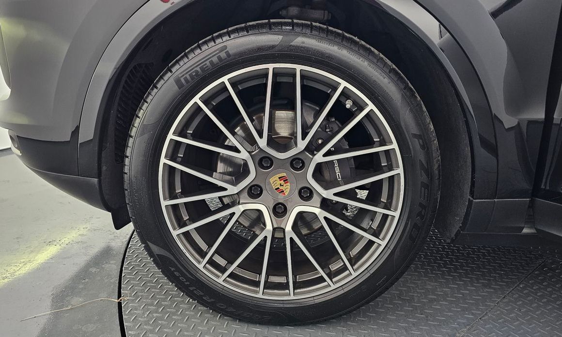 Porsche Cayenne 2023