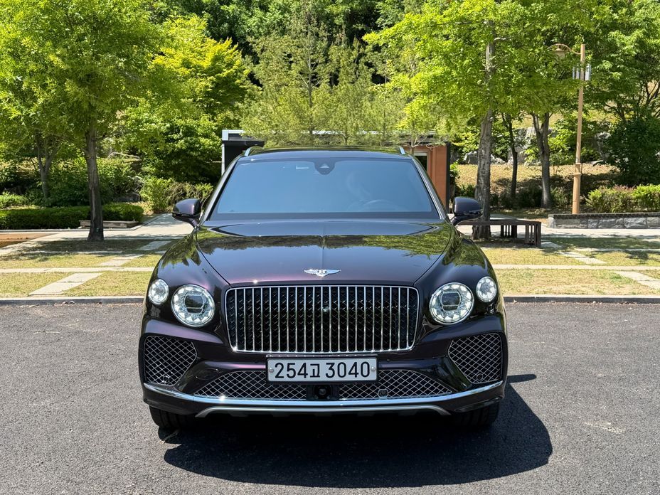 Bentley Bentayga 2024