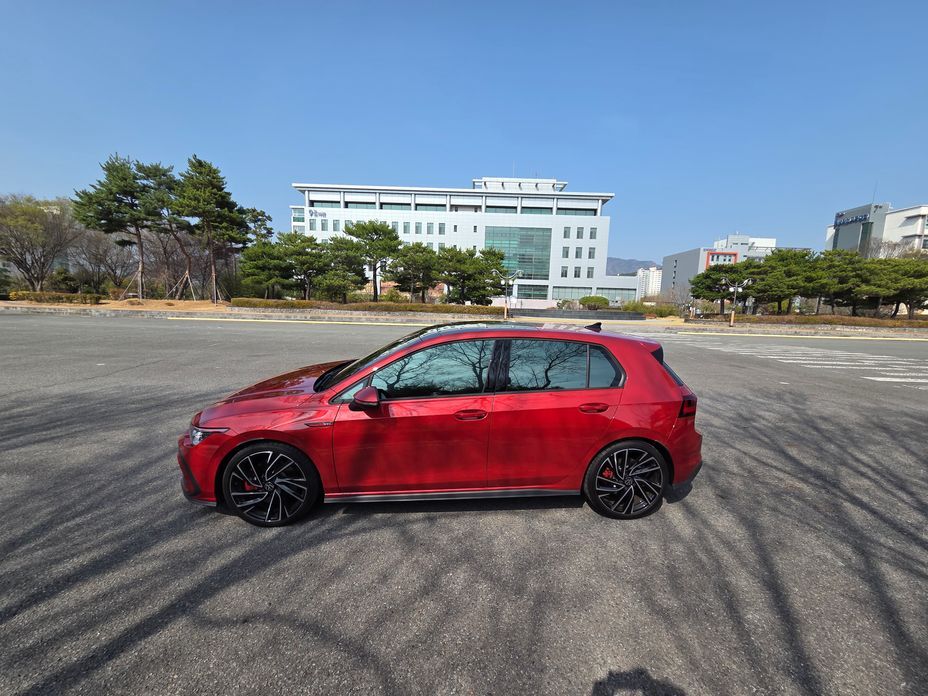 Volkswagen Golf 2024