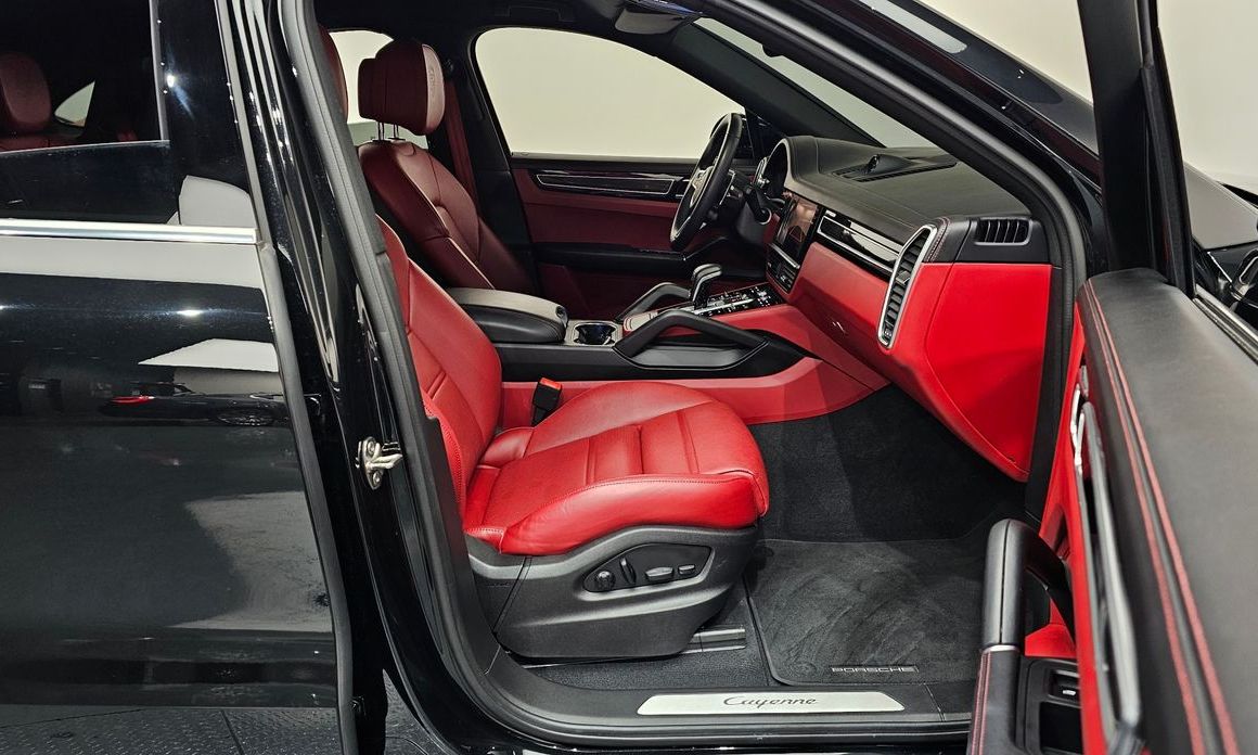 Porsche Cayenne 2023