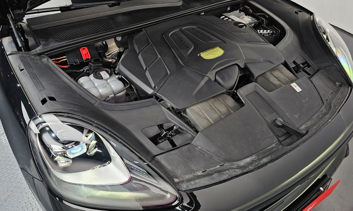Porsche Cayenne 2023
