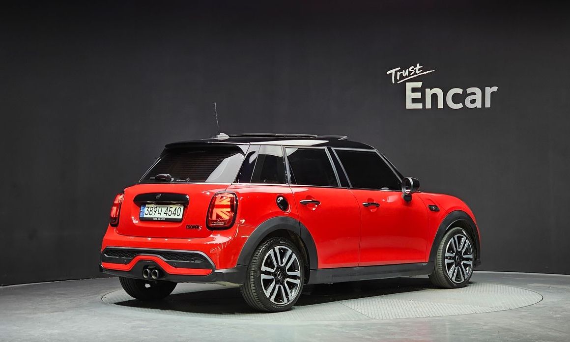 Mini Cooper 2024