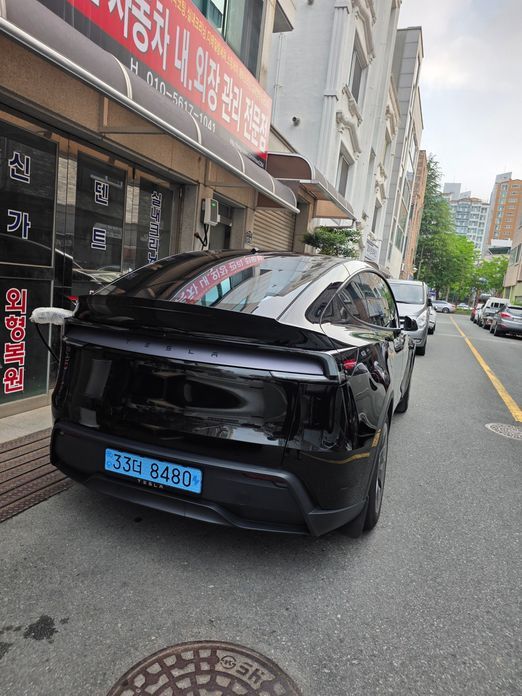 Tesla Model Y 2026