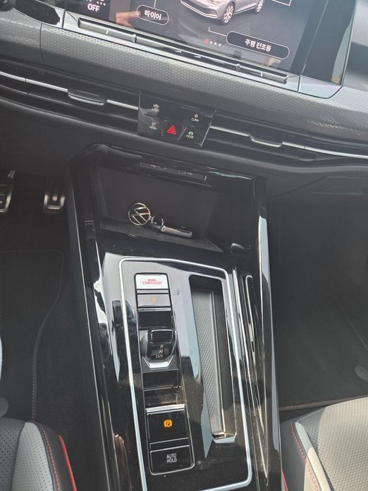 Volkswagen Golf 2024