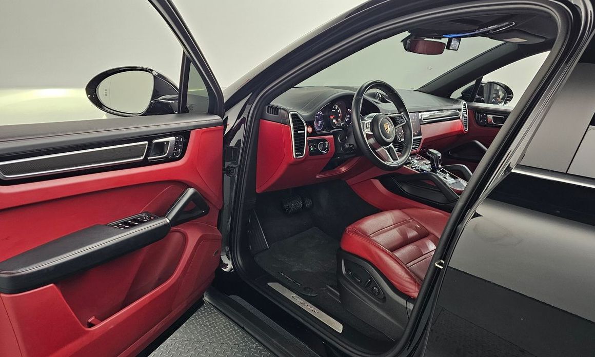 Porsche Cayenne 2023