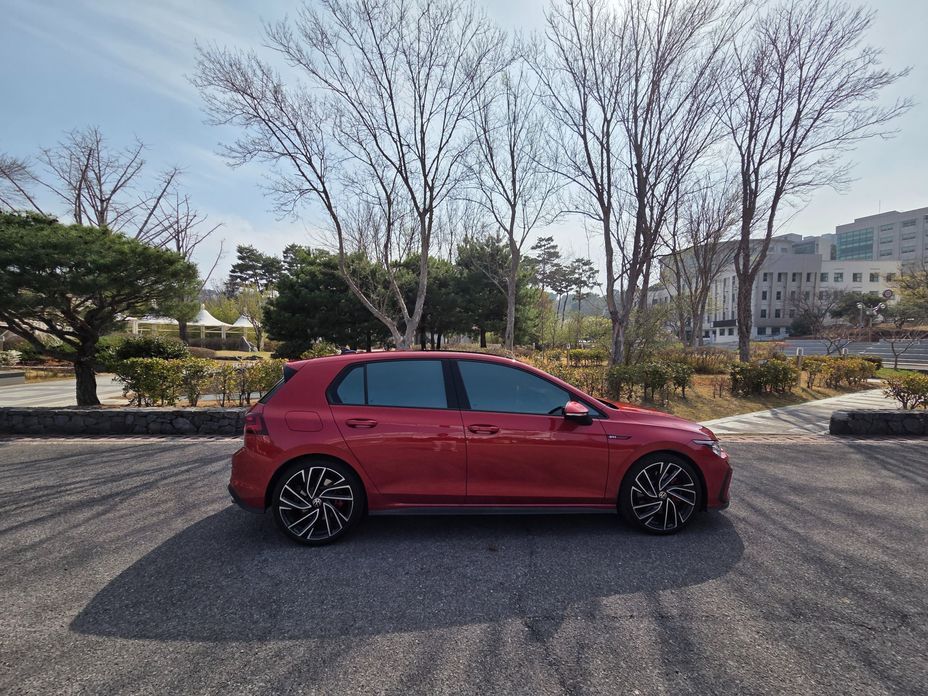 Volkswagen Golf 2024