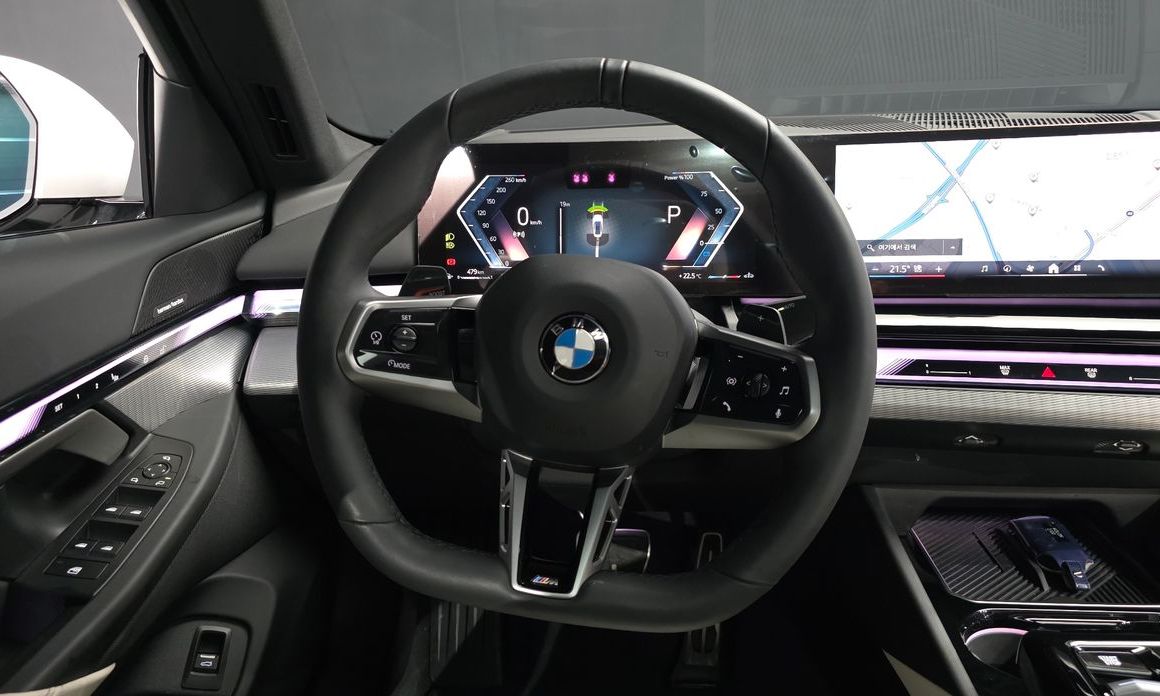 BMW 5-Series 2025