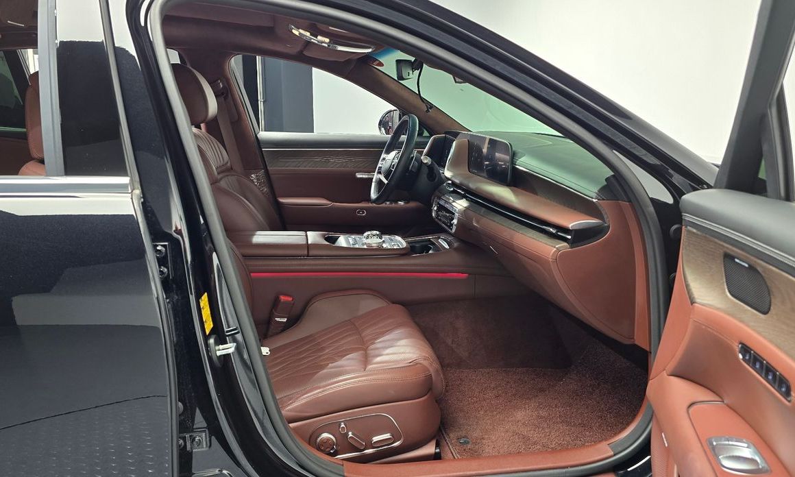Genesis G90 2023