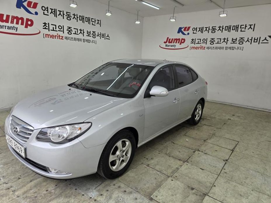 Hyundai AVANTE 2010