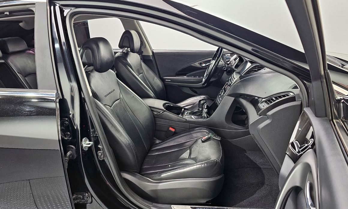 Hyundai Grandeur 2016