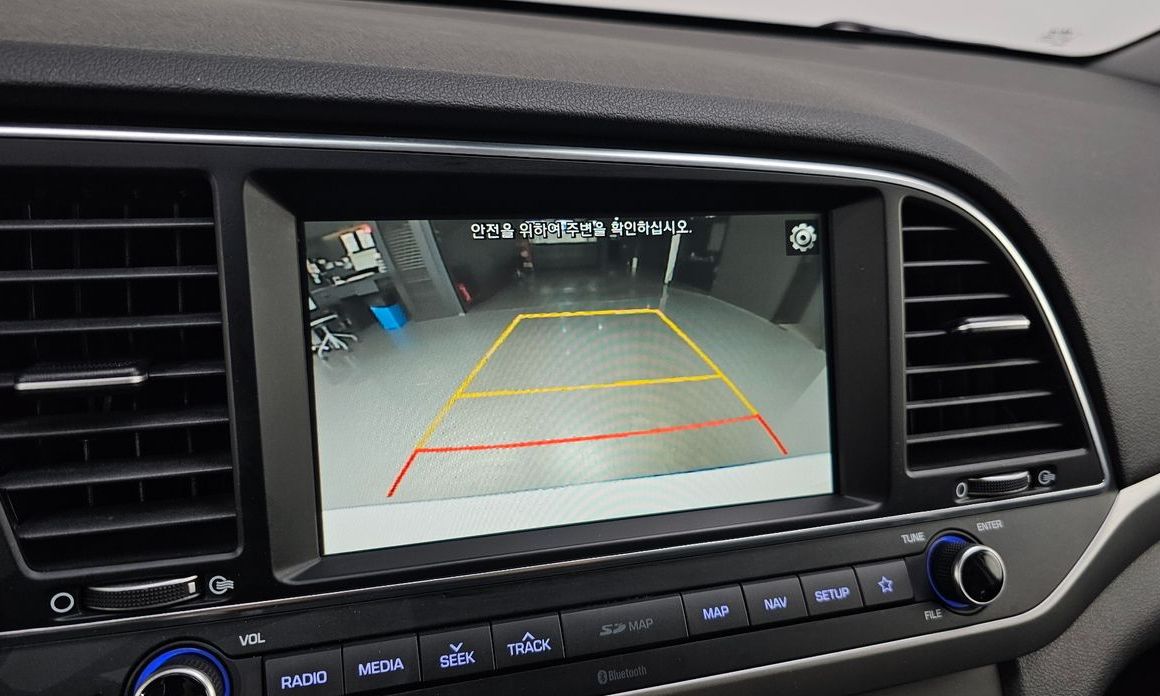 Hyundai AVANTE 2018