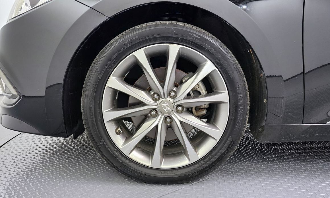 Hyundai Grandeur 2016