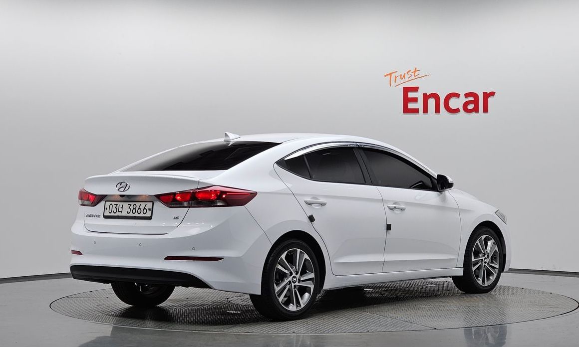 Hyundai AVANTE 2018