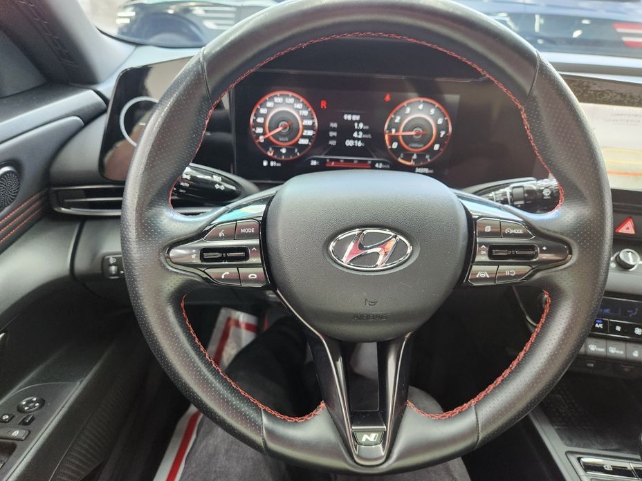 Hyundai AVANTE 2021