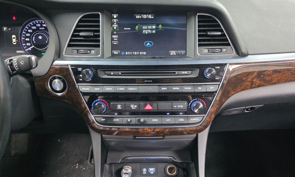 Hyundai Aslan 2015