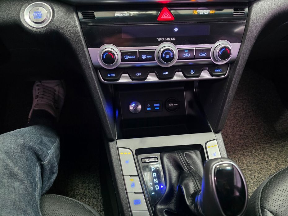 Hyundai AVANTE 2020