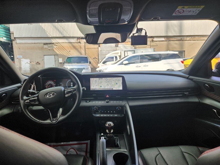 Hyundai AVANTE 2021