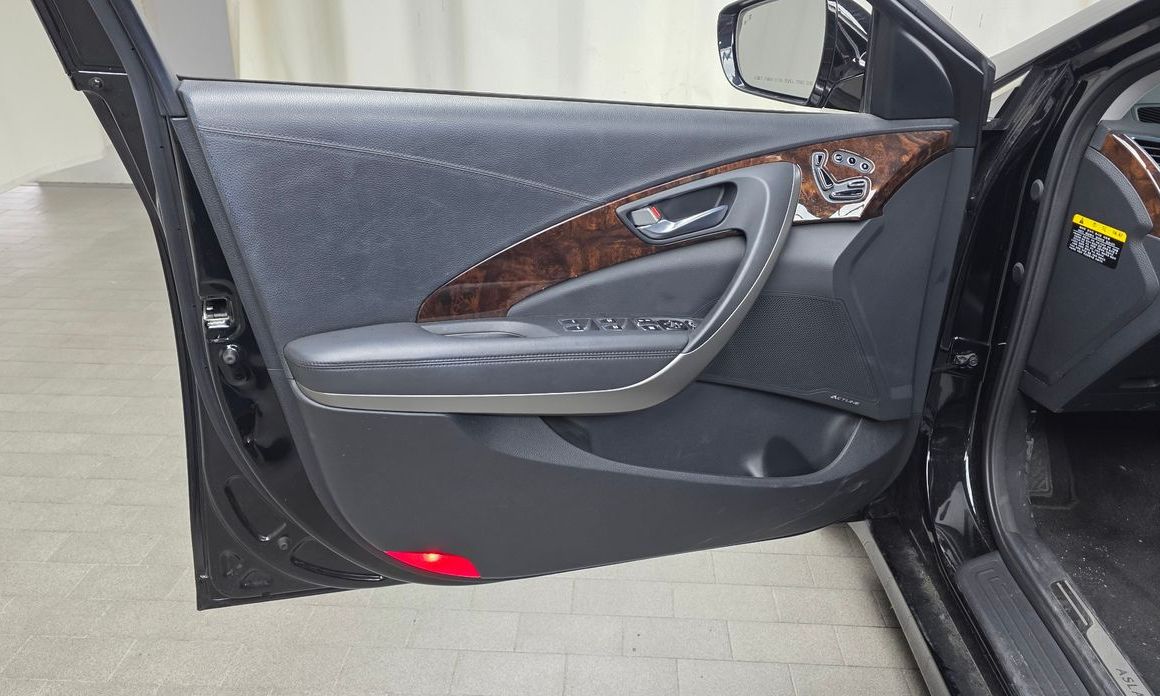 Hyundai Aslan 2015