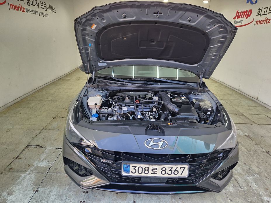 Hyundai AVANTE 2021