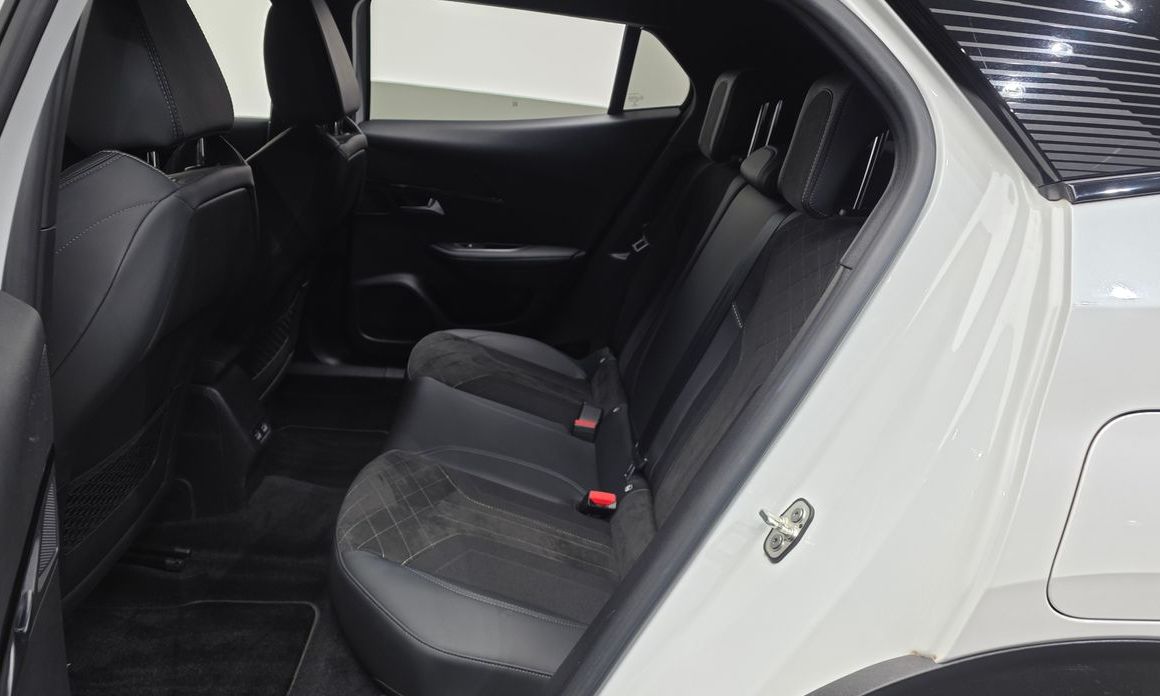 Peugeot 2008 2021