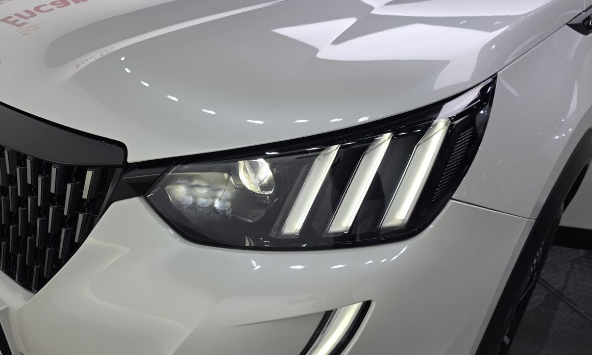 Peugeot 2008 2021