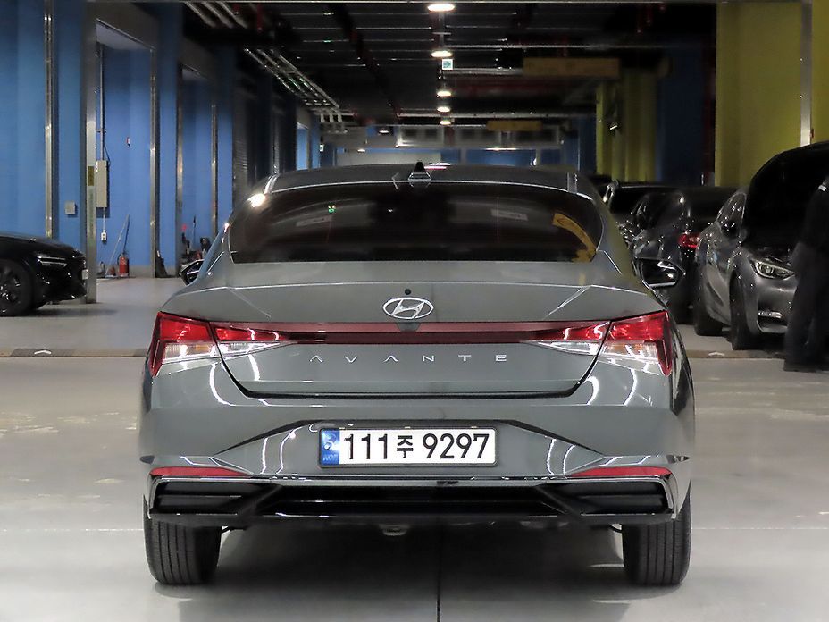 Hyundai AVANTE 2022