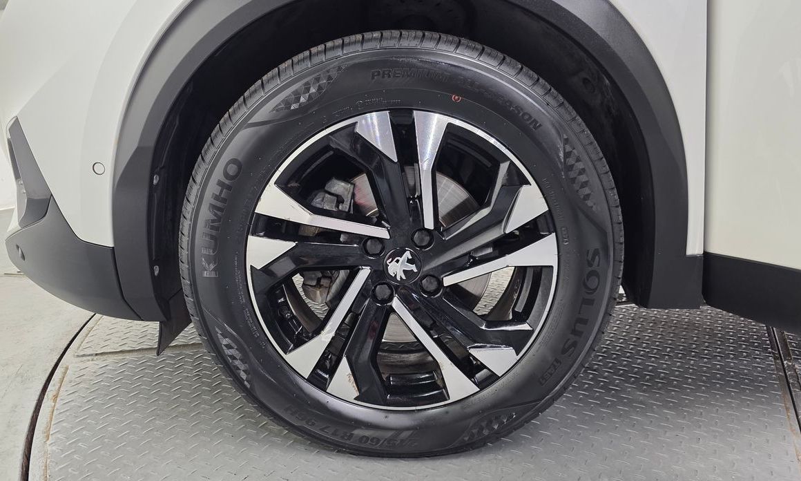Peugeot 2008 2021