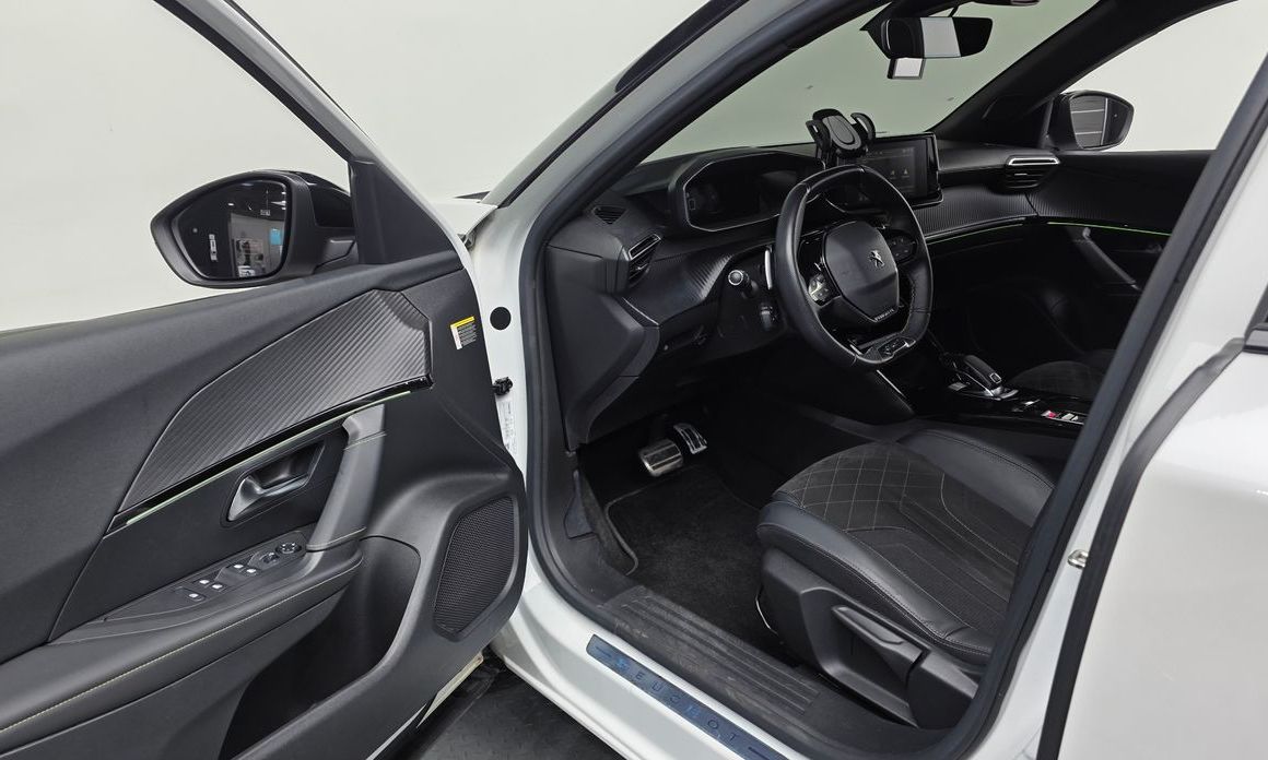 Peugeot 2008 2021