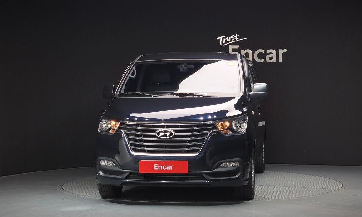 Hyundai Starex 2021