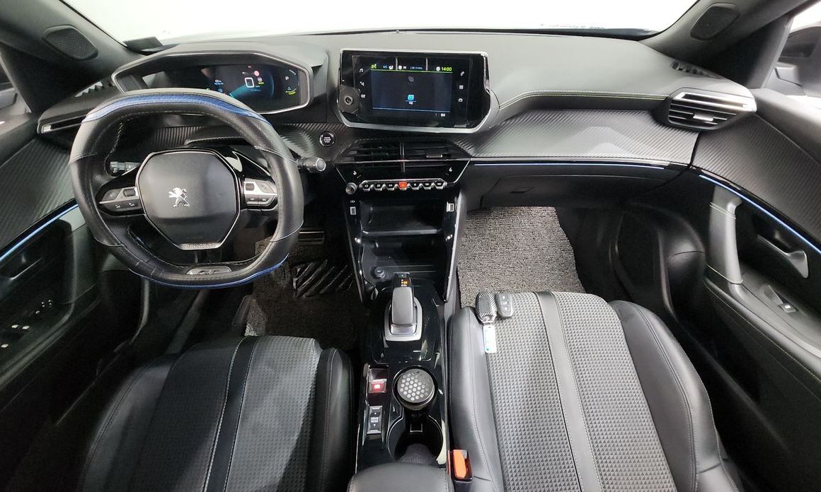 Peugeot 2008 2021