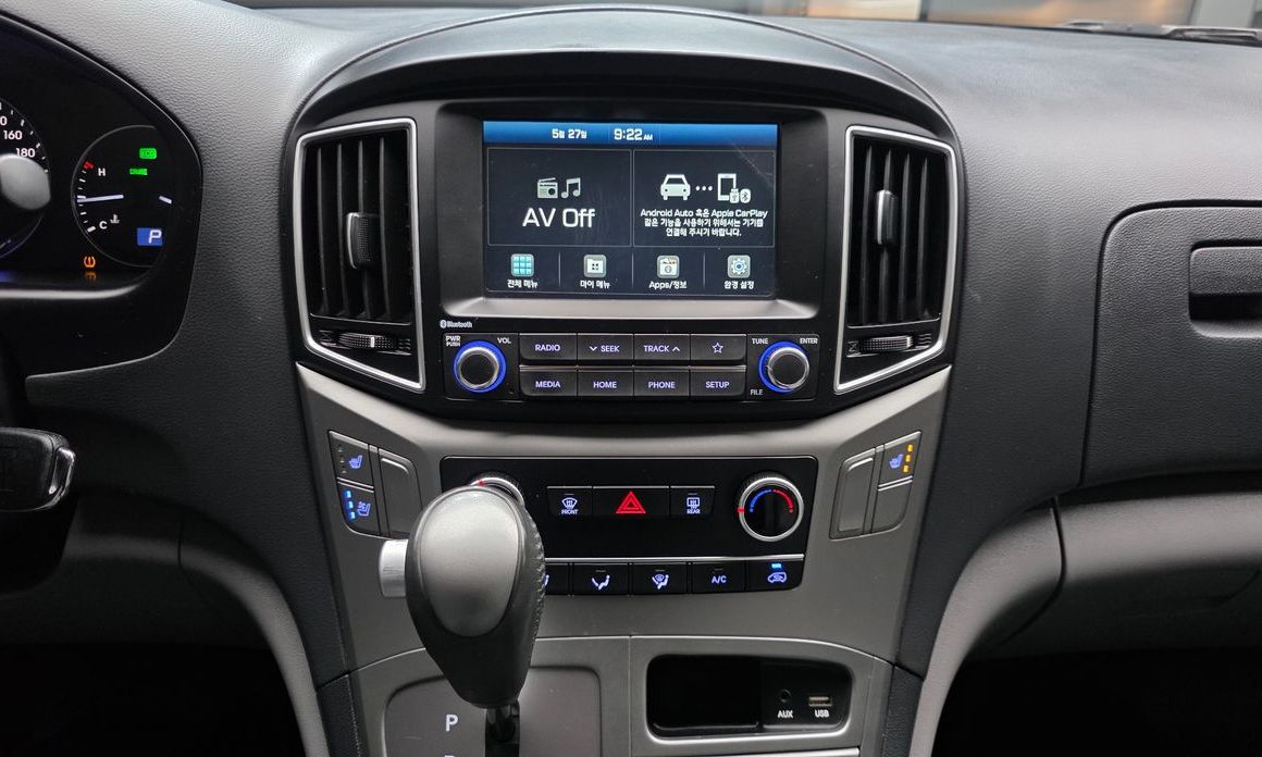 Hyundai Starex 2021