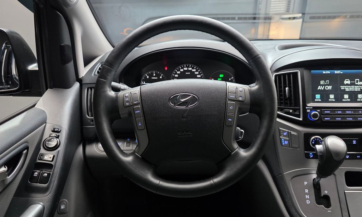 Hyundai Starex 2021