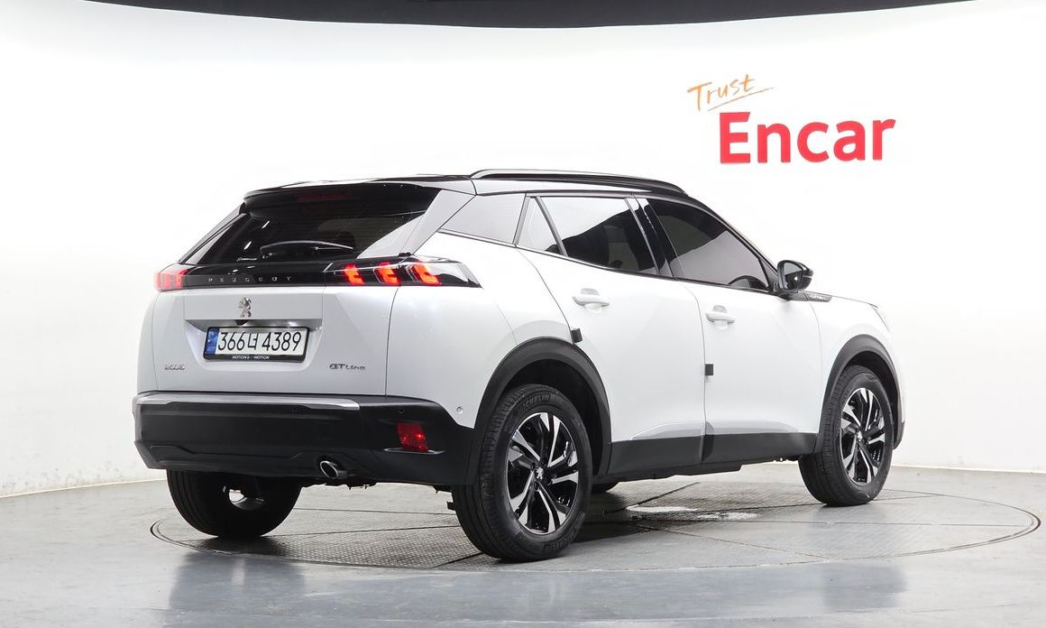 Peugeot 2008 2021