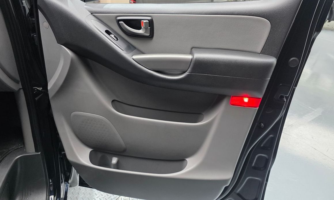 Hyundai Starex 2021