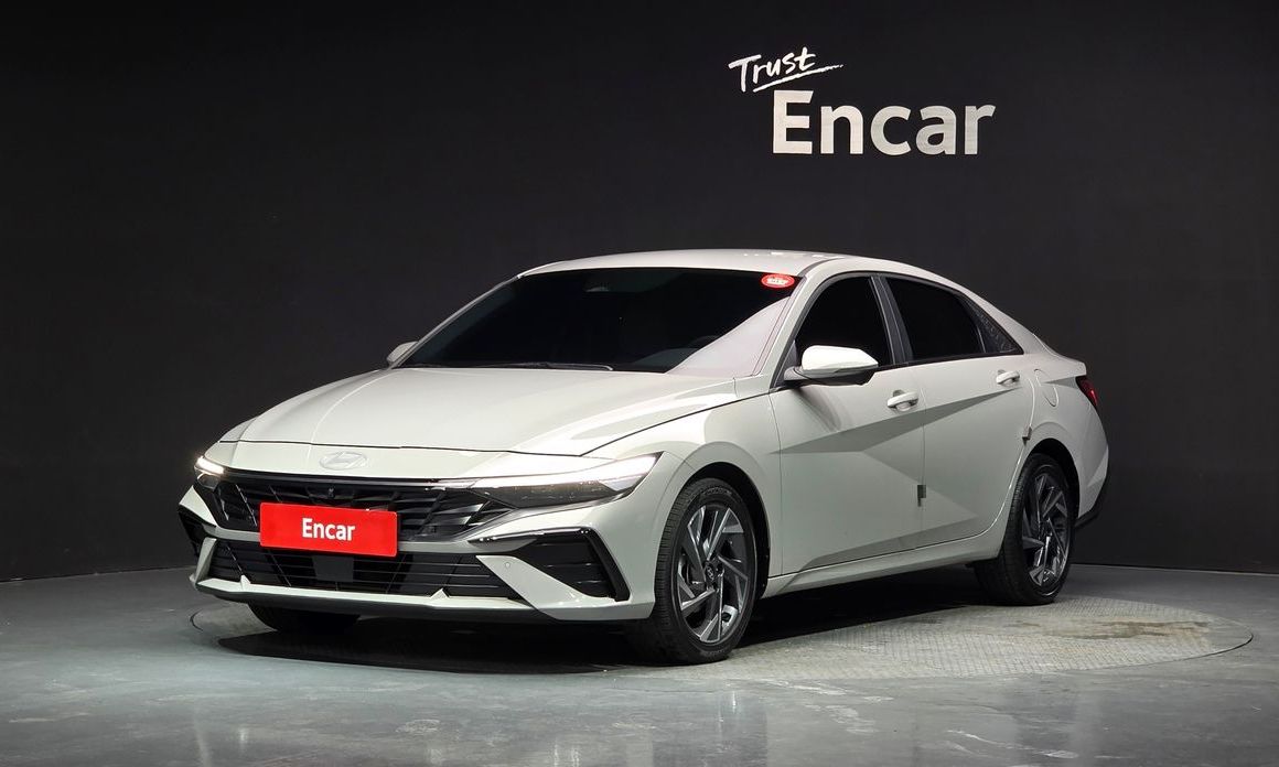 Hyundai AVANTE 2024