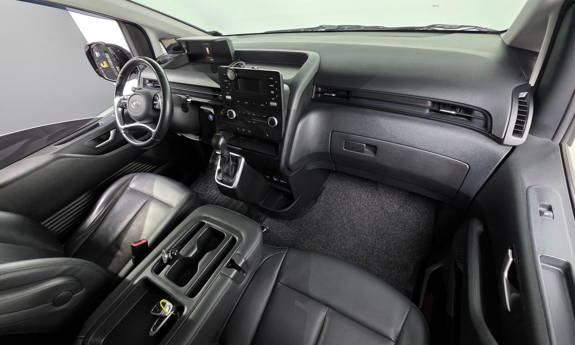 Hyundai Staria 2023