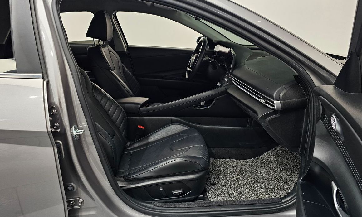 Hyundai AVANTE 2023