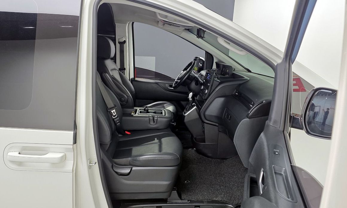 Hyundai Staria 2023