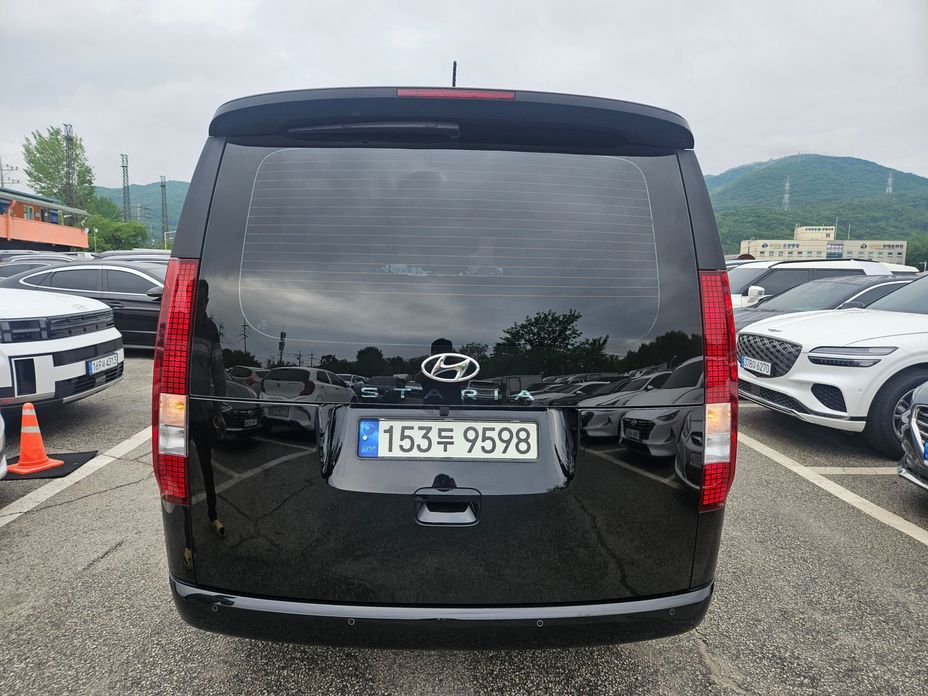Hyundai Staria 2022