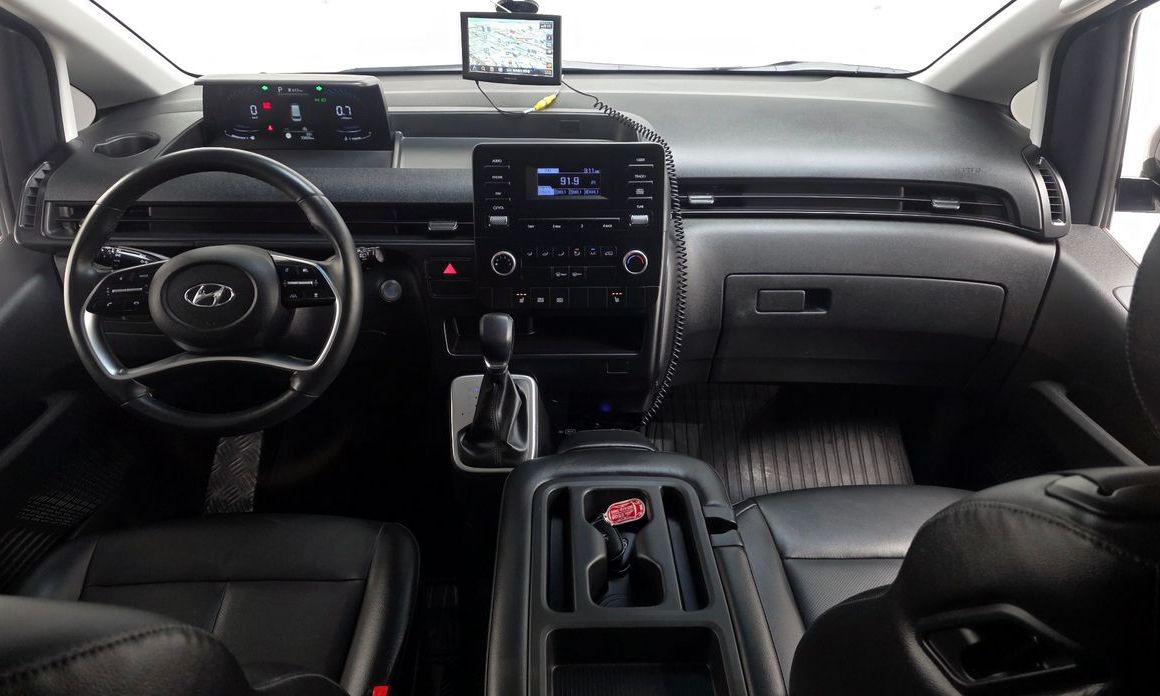 Hyundai Staria 2022