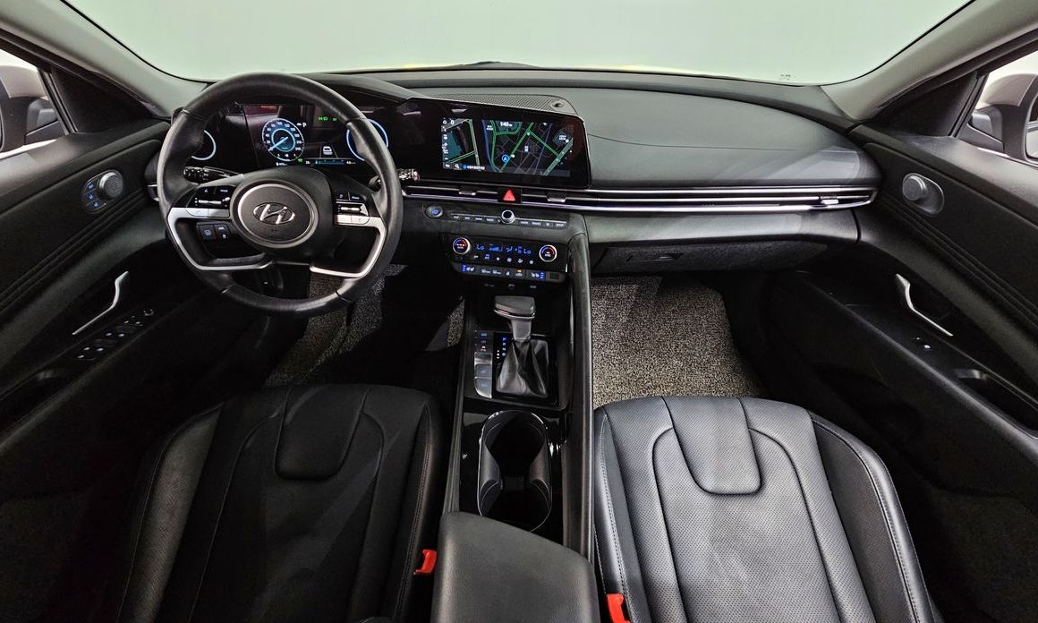 Hyundai AVANTE 2023