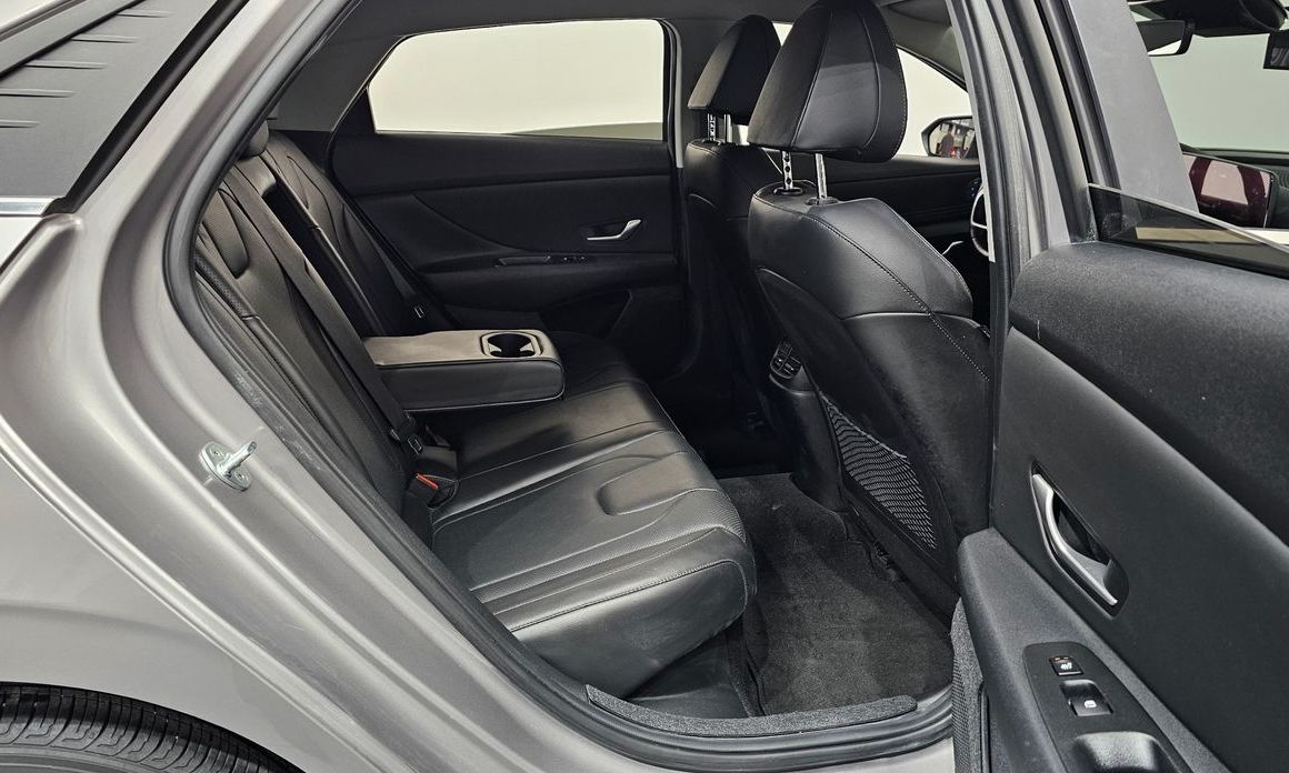 Hyundai AVANTE 2023