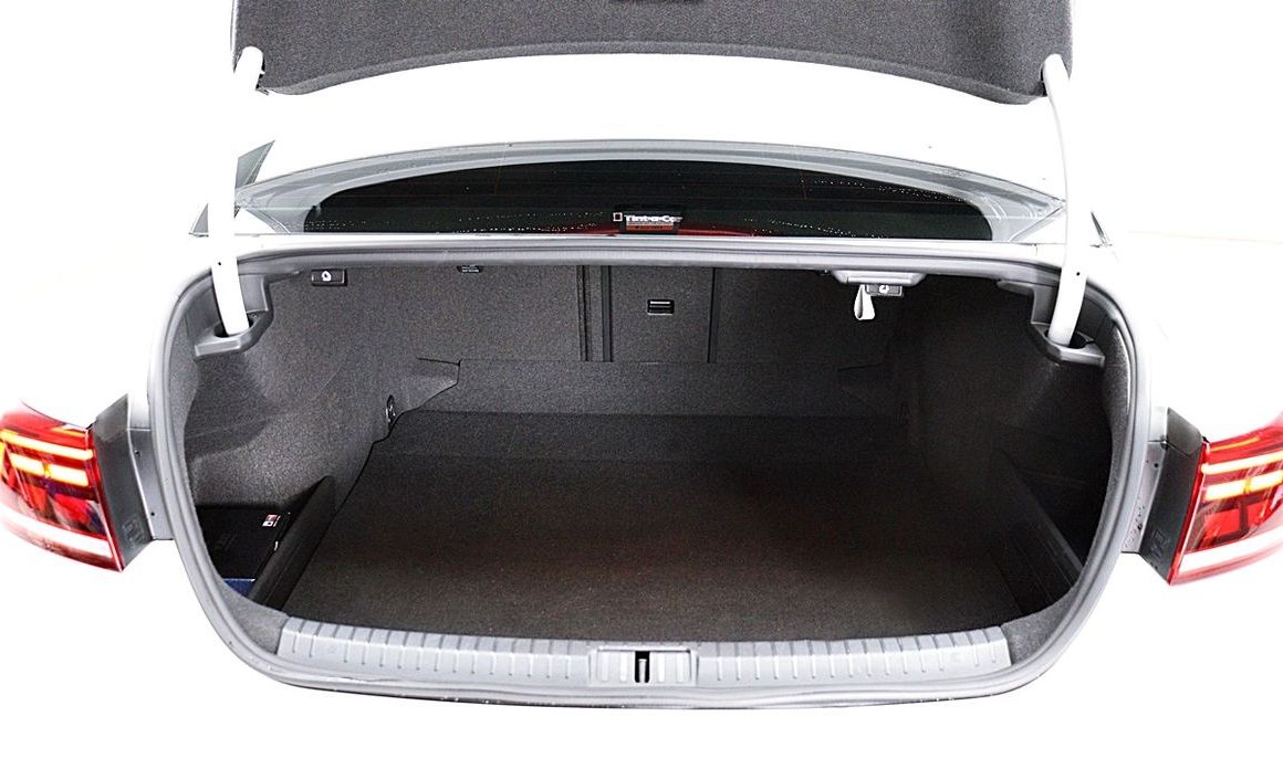 Volkswagen Passat 2021