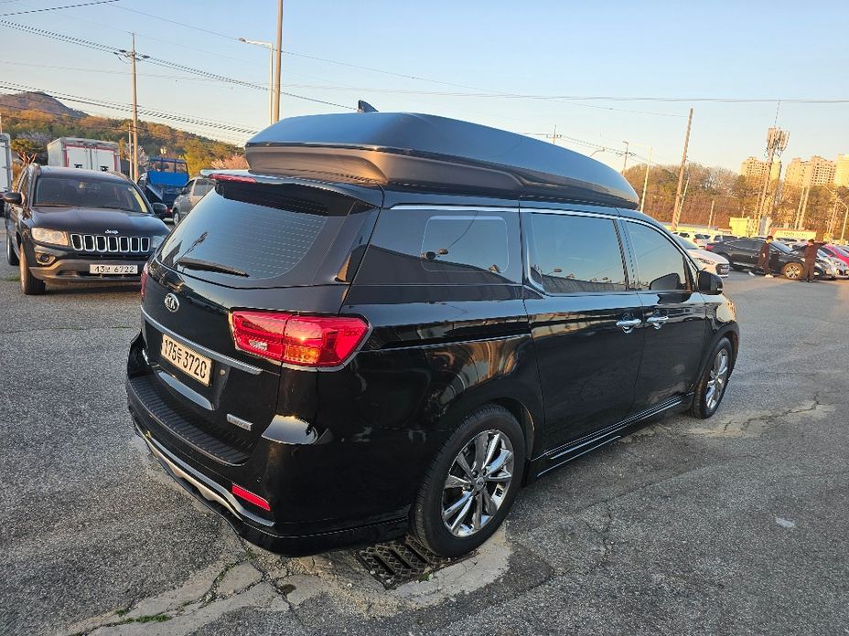 Kia Canival 2019