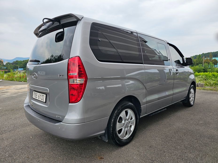 Hyundai Starex 2019