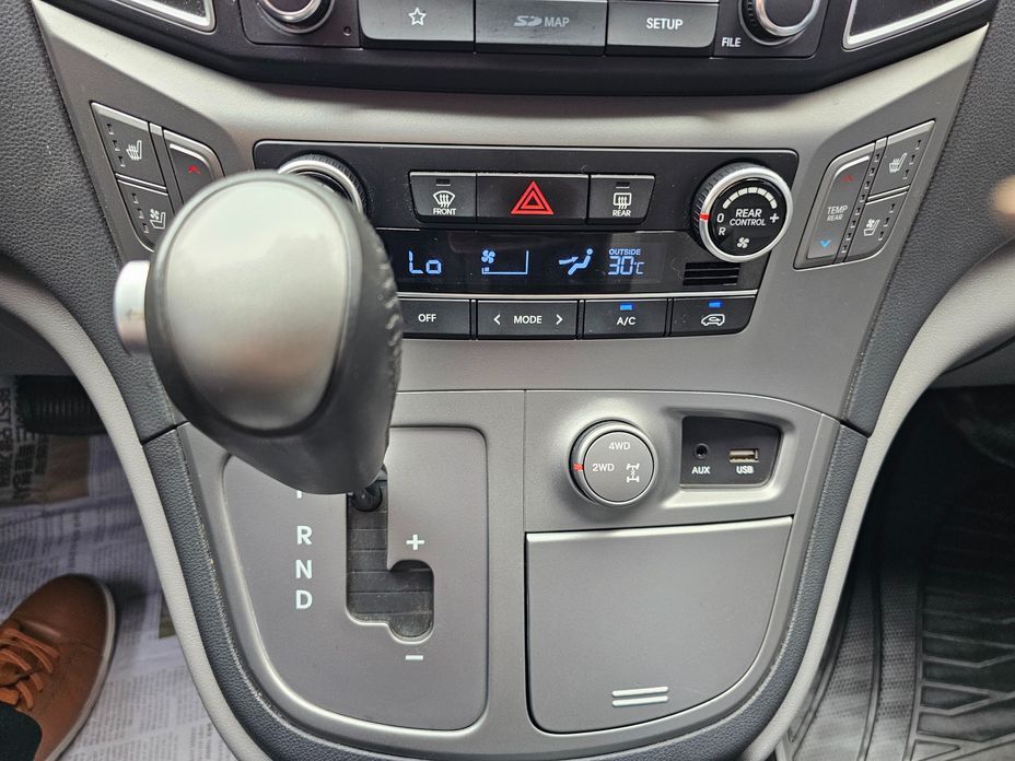 Hyundai Starex 2019